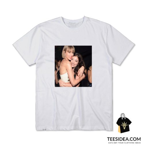 Taylor Swift Hugging Lorde T-Shirt